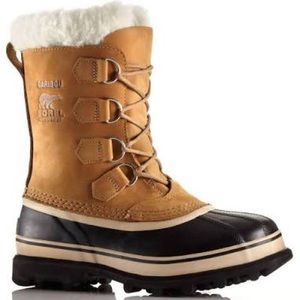 Sorel Caribou snow boots size 8